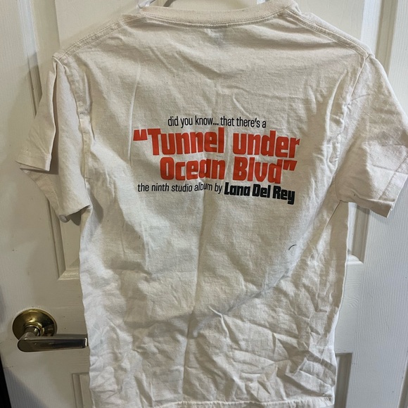 LANA DEL REY MERCH - Picture 2 of 2